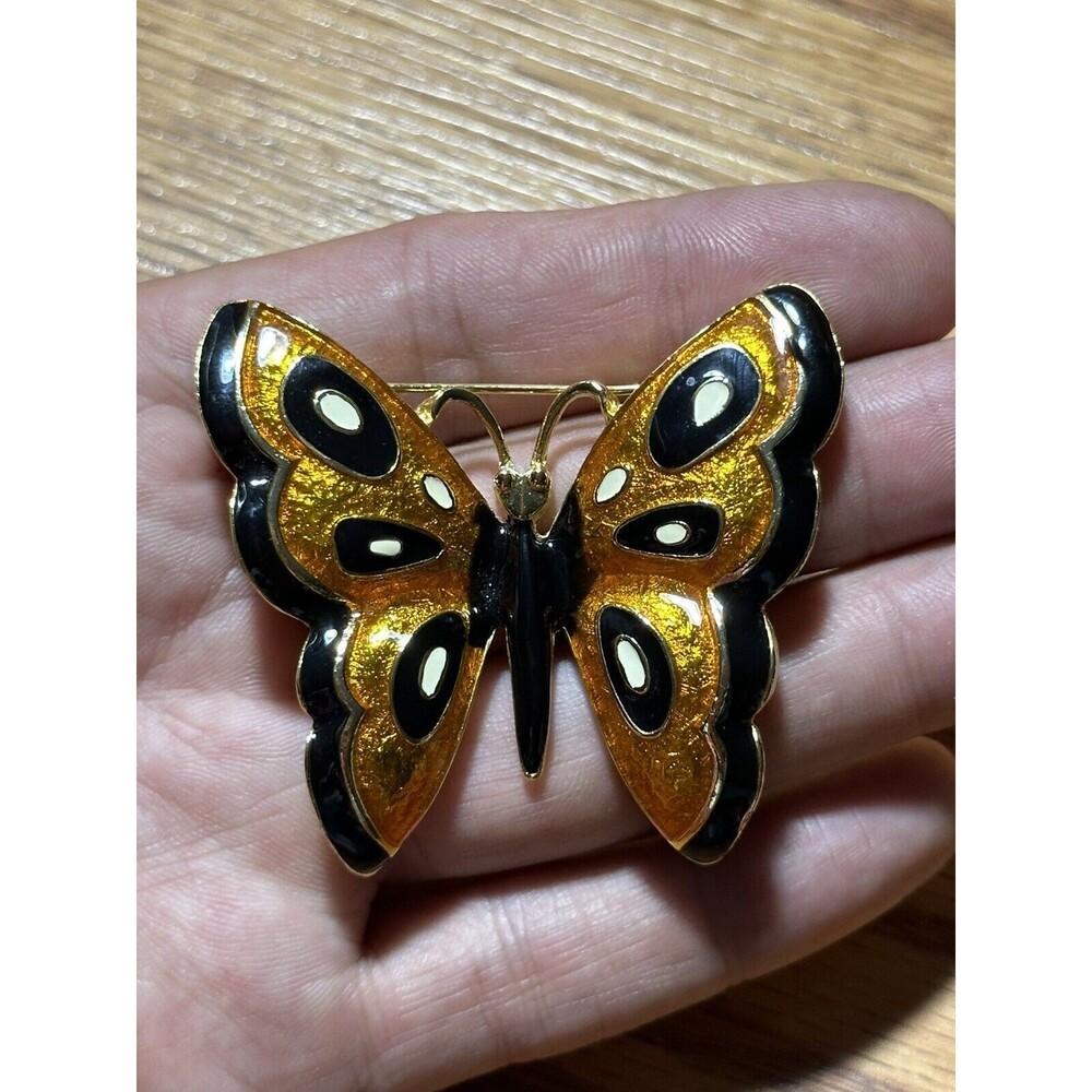 Vintage DON-LIN Orange White Enamel Bufferfly Pin Black Edges Gold Tone Eyes